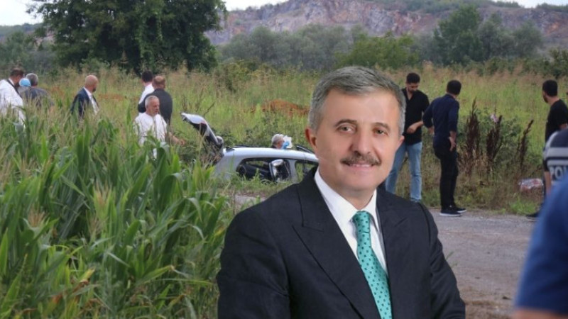 Eski belediye başkanını 175 bin TL için öldürmüş!