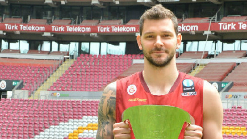 Galatasaray, Vladimir Micov'u duyurdu 