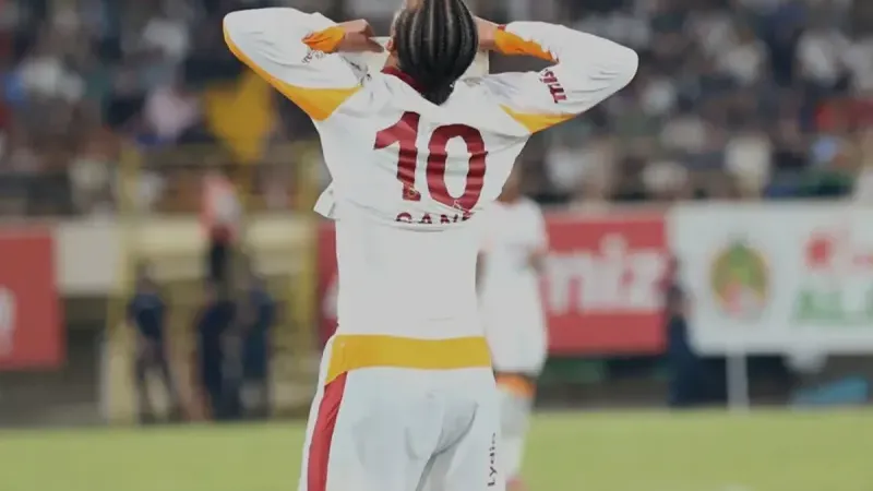 Galatasaray'a Sane'den kötü haber! Haftalarca forma giyemeyecek