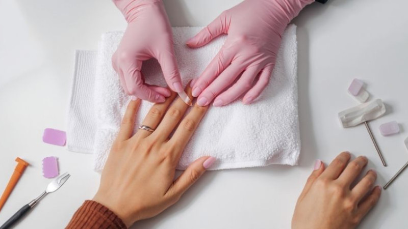 Protez tırnakla oruç tutulur mu?