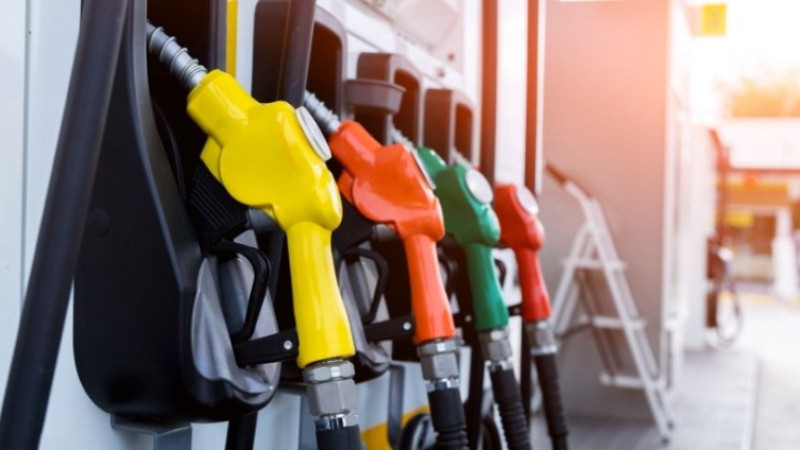 Akaryakıtta gece hareketliliği! Zam kararı değişti