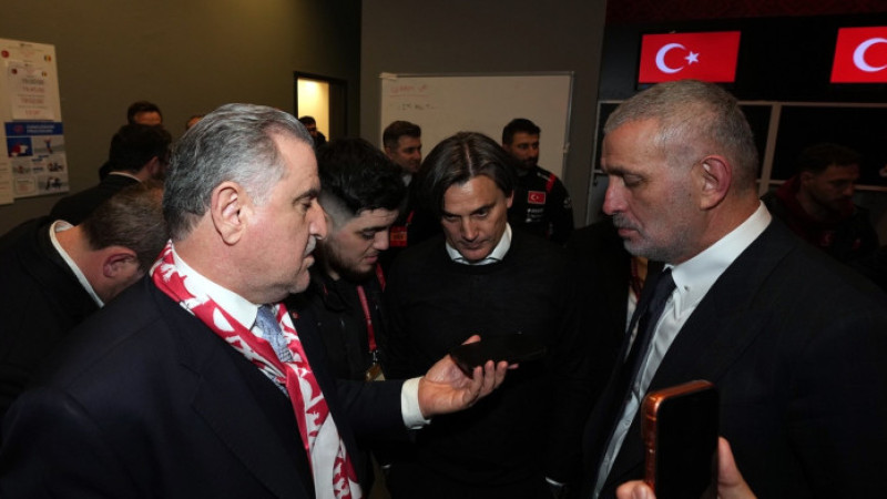 Cumhurbaşkanı Erdoğan, A Milli Takım’ı tebrik etti