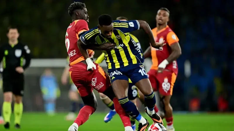 Jhon Duran, cimbomlu oluyor! Sözleşmesindeki madde dikkat çekti