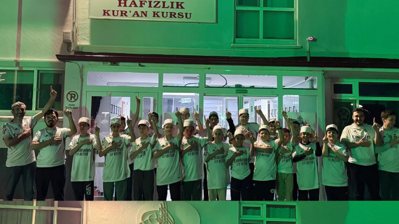 Arda Güler'den memleketindeki hafızlık öğrencilerine anlamlı jest